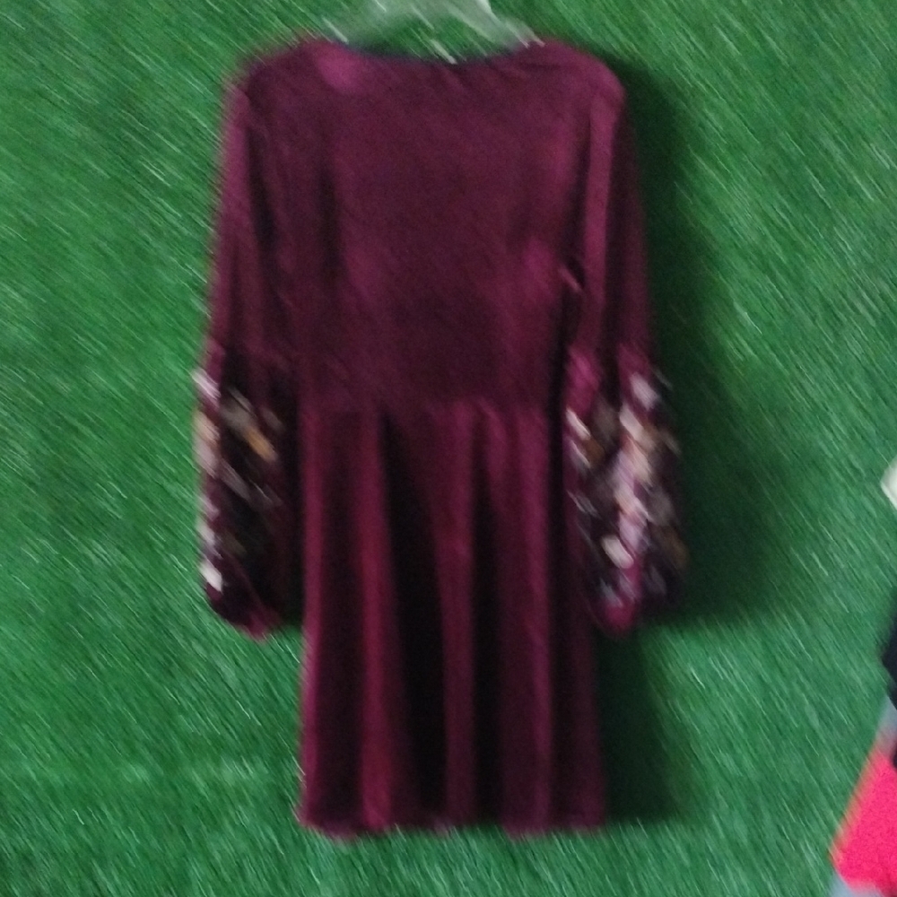 Entro Deep Purple Embroidered Robe - Picture 4 of 4